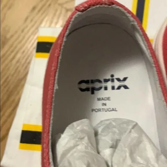 NWT APRIX PINK CANVAS APR005  SNEAKERS SIZE 42‎