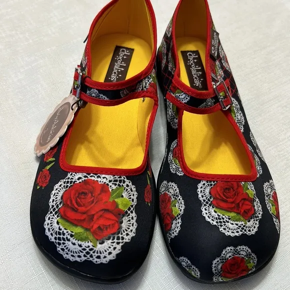 ☃️NWT❄️Hot Chocolate Women’s Shoes Design Mary Jane Chocolaticas Size 7