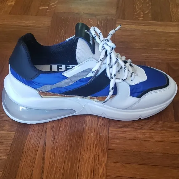 OFF Play Men's Blue and White Sneakers