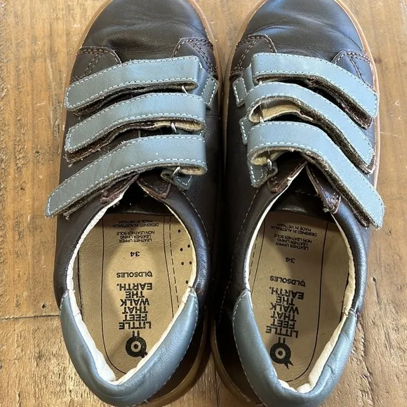 Old soles step markert brown leather sneakers