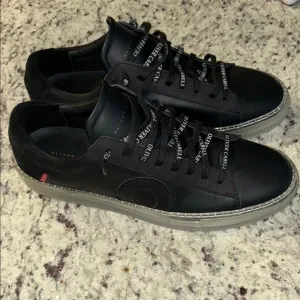 Oliver Cabell Black Canvas Sneakers