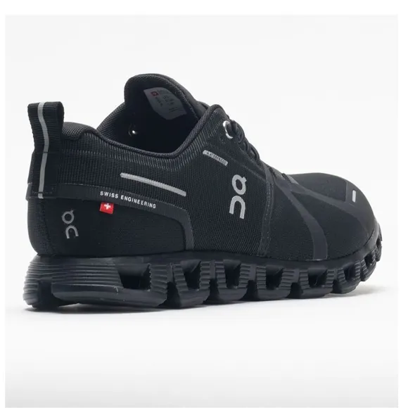 ON CLOUD 5 waterproof all black Running shoes  men size  9 gently used