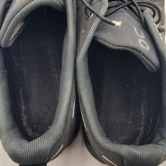 On Cloud Swiss Engineering Mens 8.5 Waterproof Black Running Shoes Sneakers