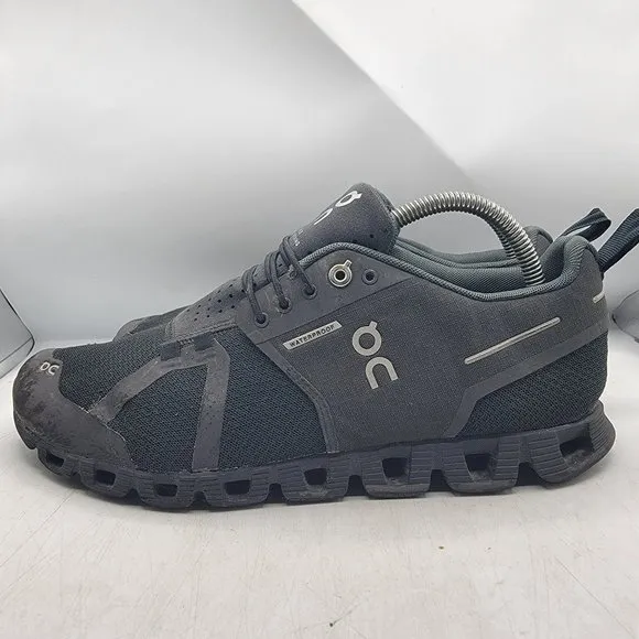 On Cloud Swiss Engineering Mens 8.5 Waterproof Black Running Shoes Sneakers