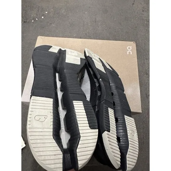 On Cloudnova Z5 Rush Sneakers Pearl &amp; Black