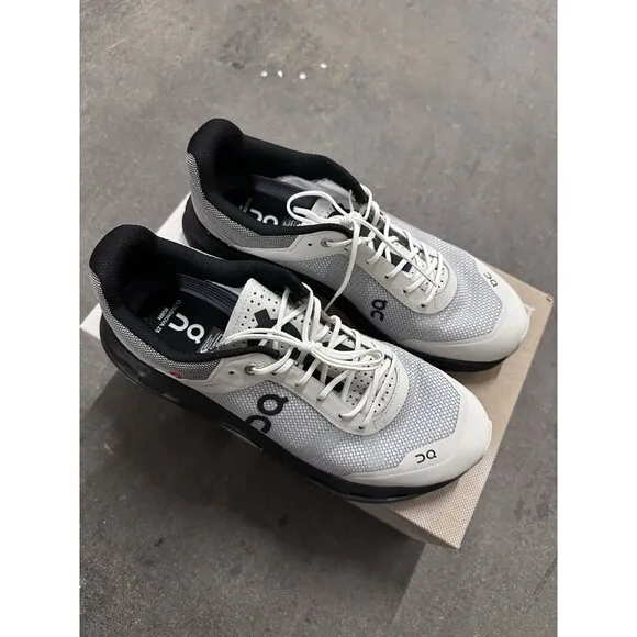 On Cloudnova Z5 Rush Sneakers Pearl &amp; Black