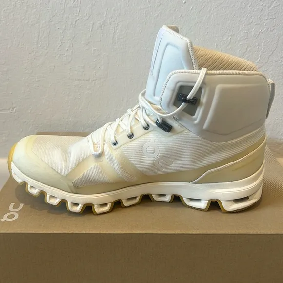 On Cloudrock Edge Raw Waterproof Shoes Men’s Size 8.5