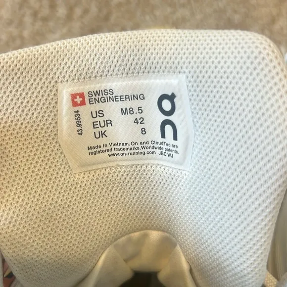 On Cloudrock Edge Raw Waterproof Shoes Men’s Size 8.5