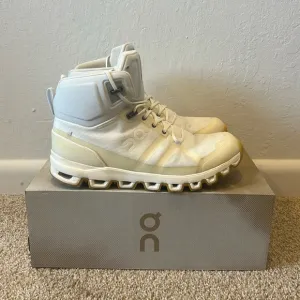 On Cloudrock Edge Raw Waterproof Shoes Men’s Size 8.5