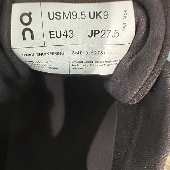 ON Cloudrunner 2 Waterproof Men’s Running Shoes