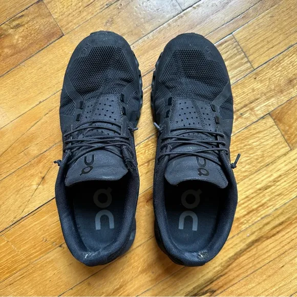 On Running cloud 5 waterproof Running Shoes
