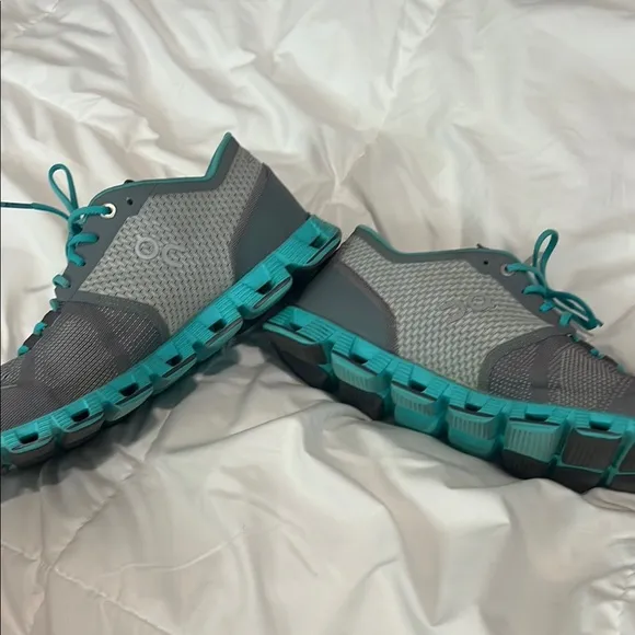 ON Running Gray and Teal Athletic Shoes