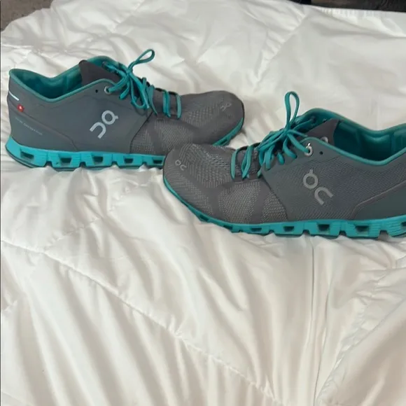ON Running Gray and Teal Athletic Shoes