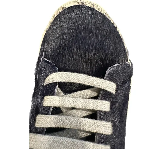 P448 Horsehair Distressed Sneakers 39EU/9US