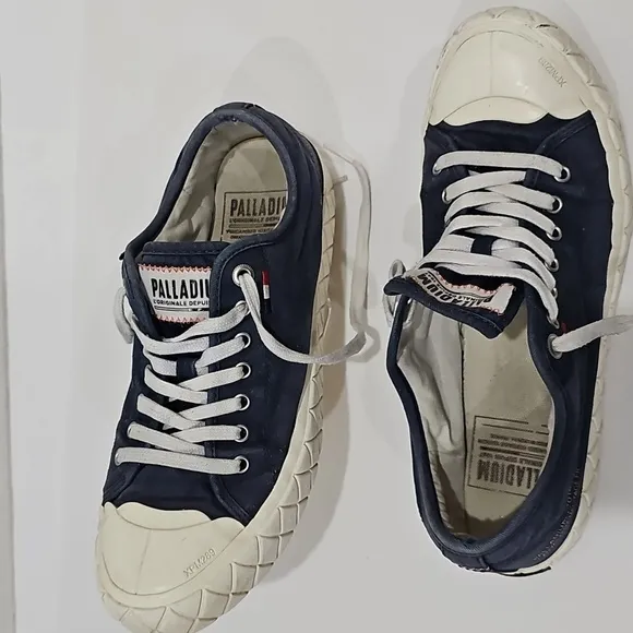 PALLADIUM NIB ACE  CANVAS MOOD INDIGO SNEAKERS(men's 6) (women's 7.5!)