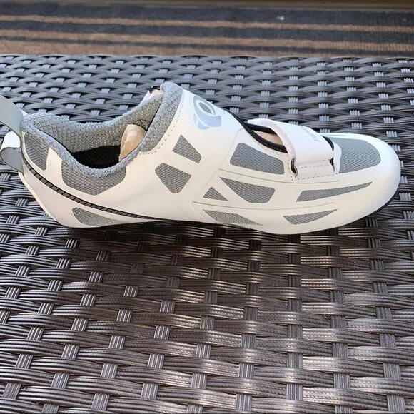 Pearl iZUMi W Tri Fly Elite V6 Cycling Shoes NWT