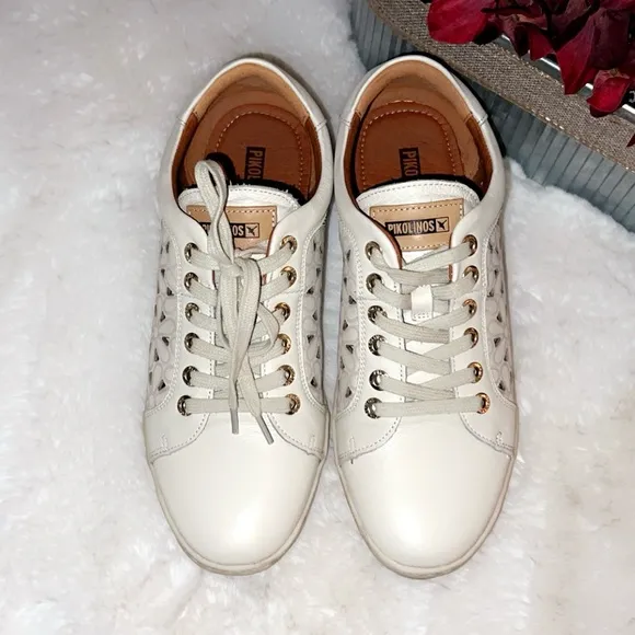 PIKOLINOS Lagos Leather Floral Sneaker