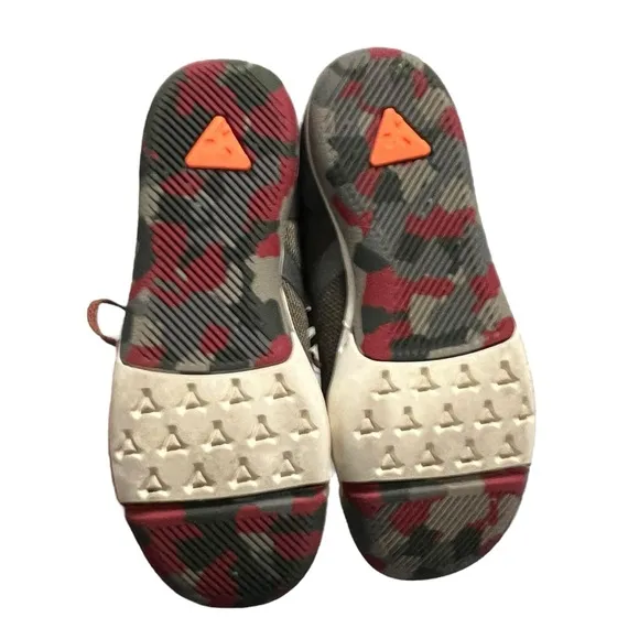 Plae Sz 2 Miles Dragon Scales Sneakers