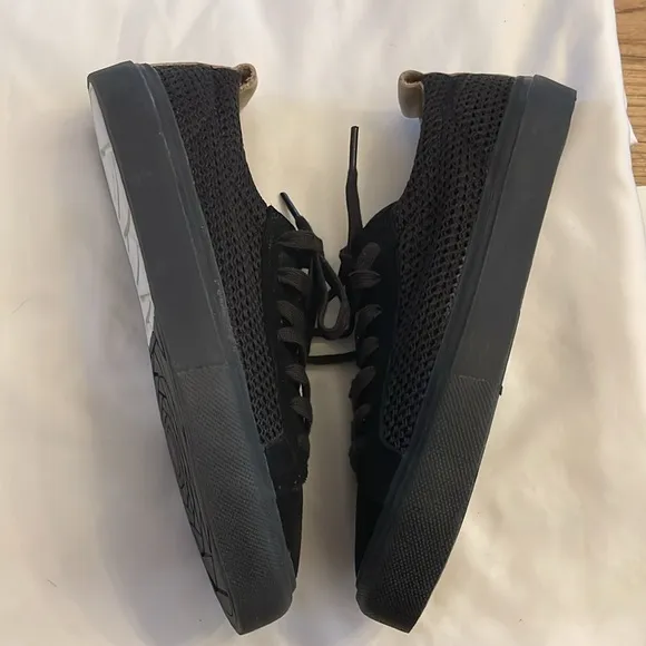 POINTER BLACK SNEAKERS.   LOW CUT, VULCANIZE SOLE.  NEW IN BOX