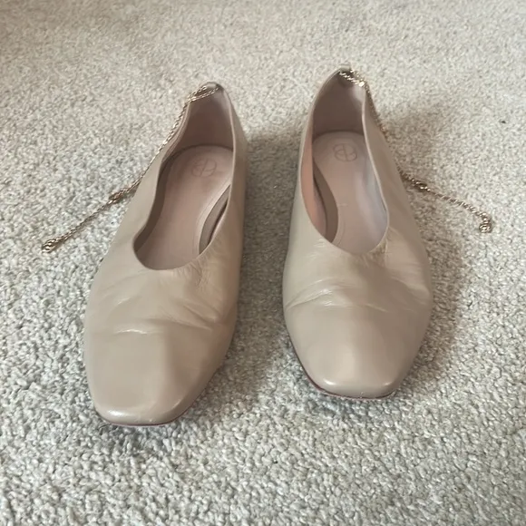 Porte and Paire Ankle Chain Flats