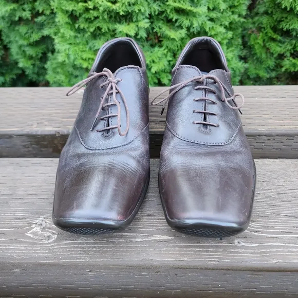 Prada Men's Leather Casual Dress Shoes Prada Size 6 US 7 Made in Italy  🇮🇹