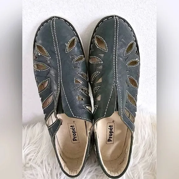 Propet Green Cameo Cut outs Leather Walking Shoes Size 8.5🌴