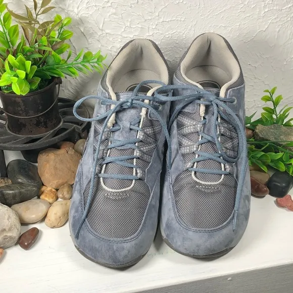 Propet Leila Rejuve Athletic Denim Suede Laced Workout Walking Shoe Size 11