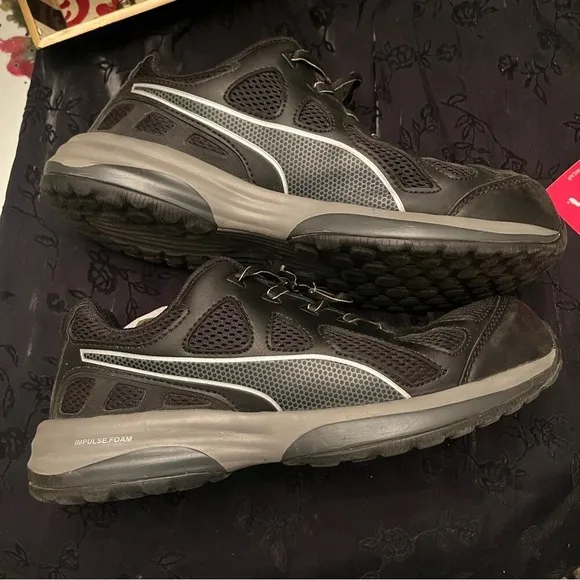 Puma Men's 10.5 Hard toe Black Athletic Shoes Pursuit Balck Low