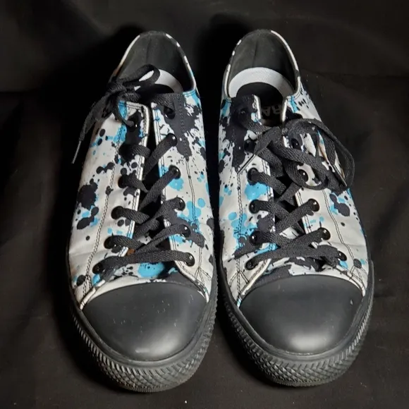 RAAD Sneakers