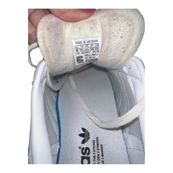 Rare ▶️ Adidas ◀️ White Gum Classics  Mens Size 8