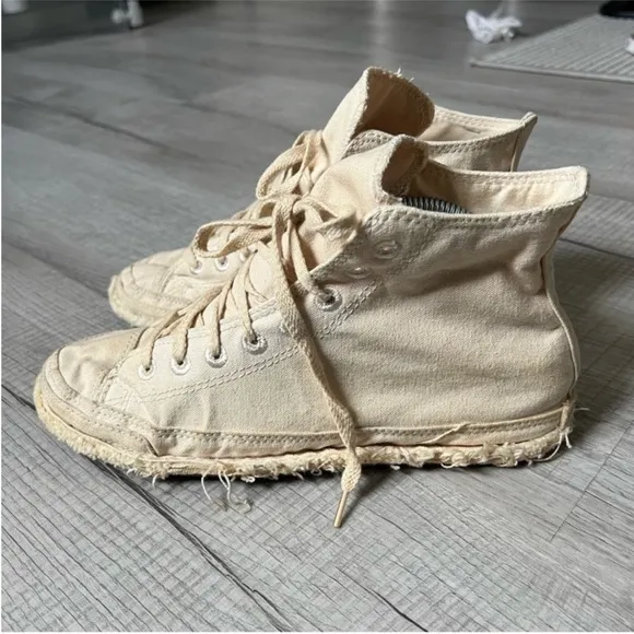 RARE Converse All Canvas Cloth High Top Sneakers Cream Size 8