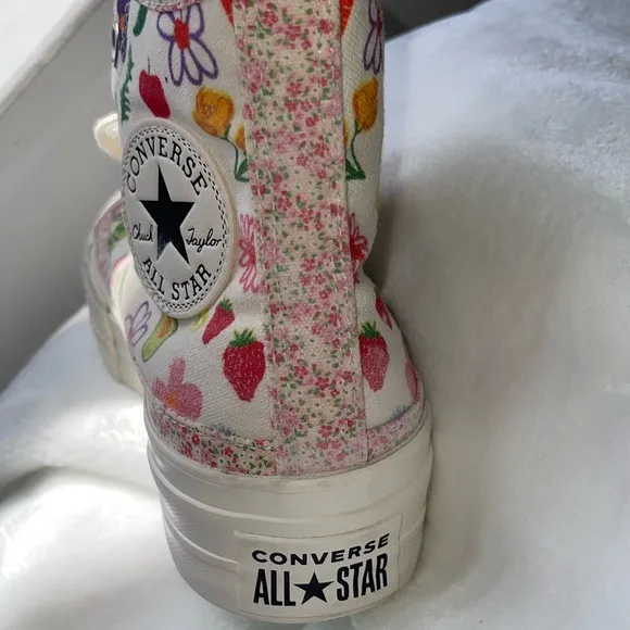 Rare Converse Chuck Taylor All Star High Festival Smoothie Fruits Flowers 6.5