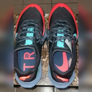 Rare Nike Air Zoom Terr Kiger 7 Trail Black and Orange Athletic Shoes