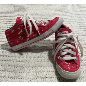 Rare Nike Love Chukka Graphic Go Canvas Sneakers Womens Sz 7 38 Valentines Red