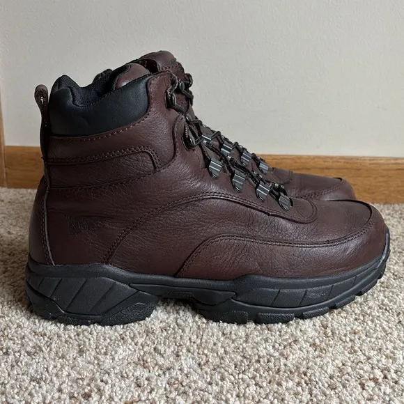 Red Wing Shoes Men’s Leather Waterproof Mid Hiking Boots Shoes MIUSA 9 D Worn 1X