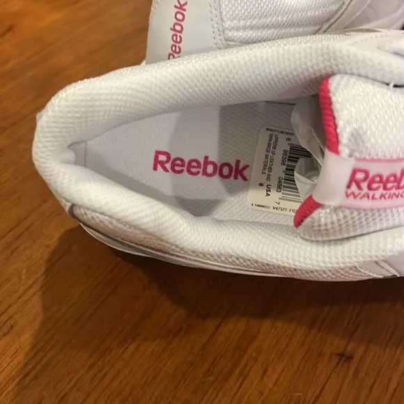 Reebok Daily Cushion RS V47377 Walking Shoes new Womens Size 9