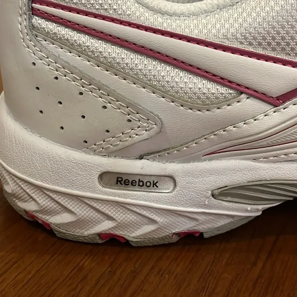 Reebok Daily Cushion RS V47377 Walking Shoes new Womens Size 9