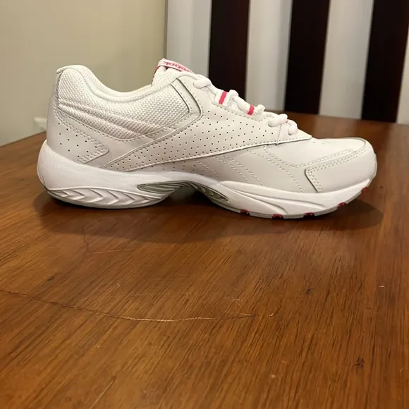 Reebok Daily Cushion RS V47377 Walking Shoes new Womens Size 9