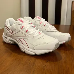 Reebok Daily Cushion RS V47377 Walking Shoes new Womens Size 9
