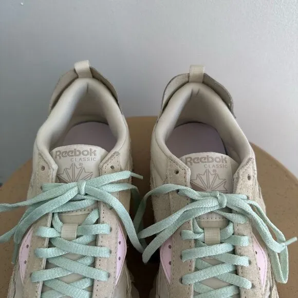 Reebok LX2200 Rollcage Women’s Alabaster Mint Pastel Low-Top Sneakers