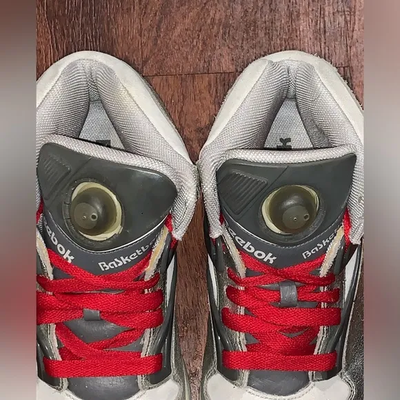 Reebok Omni lite pump