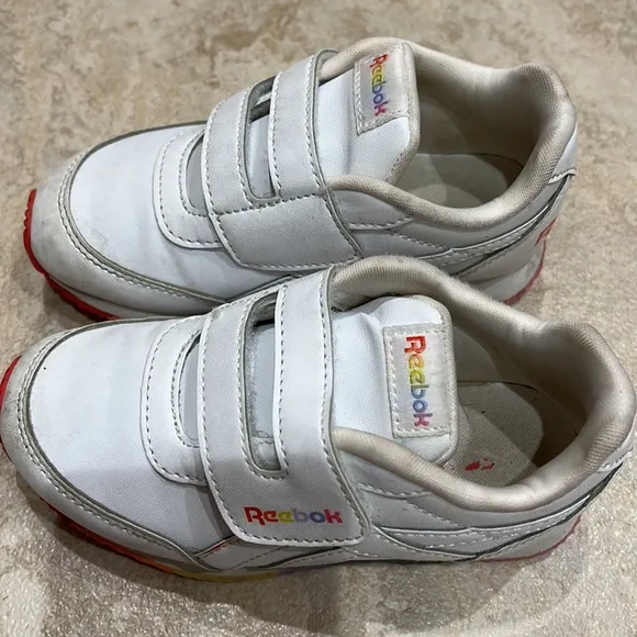 Reebok Sneakers