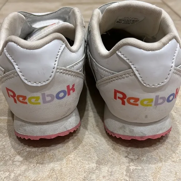 Reebok Sneakers