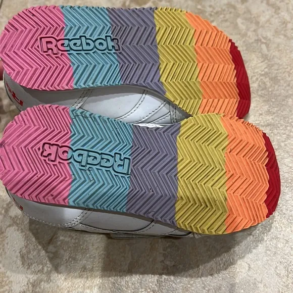 Reebok Sneakers