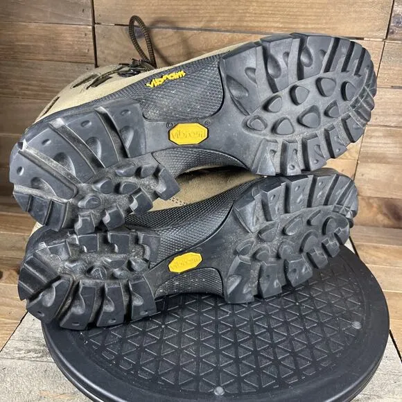 REI Womens Size 8.5 Monarch GTX Tan Hiking Chukka Lace Up Active Boots EUC