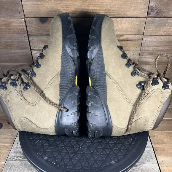 REI Womens Size 8.5 Monarch GTX Tan Hiking Chukka Lace Up Active Boots EUC
