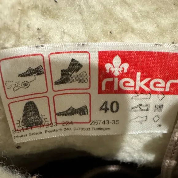 Rieker Felicitas Wine Colored Sherpa Lined Hiking Boot. Side zip &amp; lace-up.