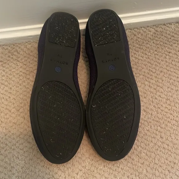 Rothy’s navy ballet rounded toe shoes