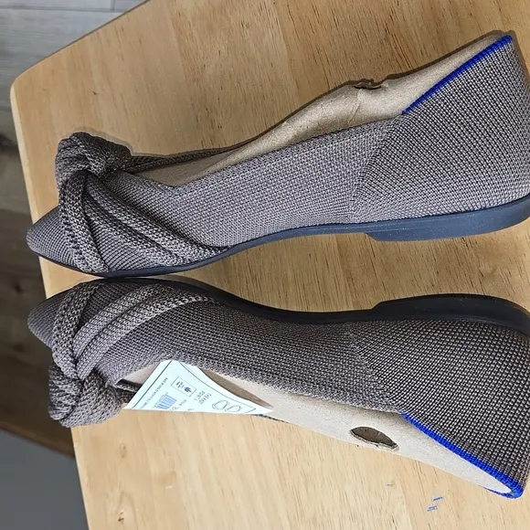 Rothys The Knot Point II Tan Sparrow Size 5 Slip On Womens Shoes Work Casual