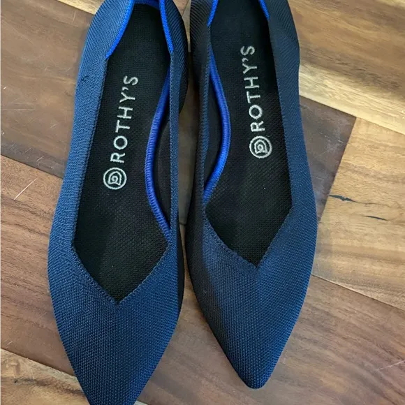 Rothy's Women's Black pointed toe  Flats size 42